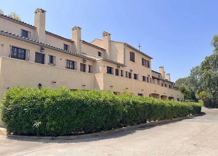 Apartmán Calme Avec Terrasse - Saint-raphael - Fr-1-226a-153